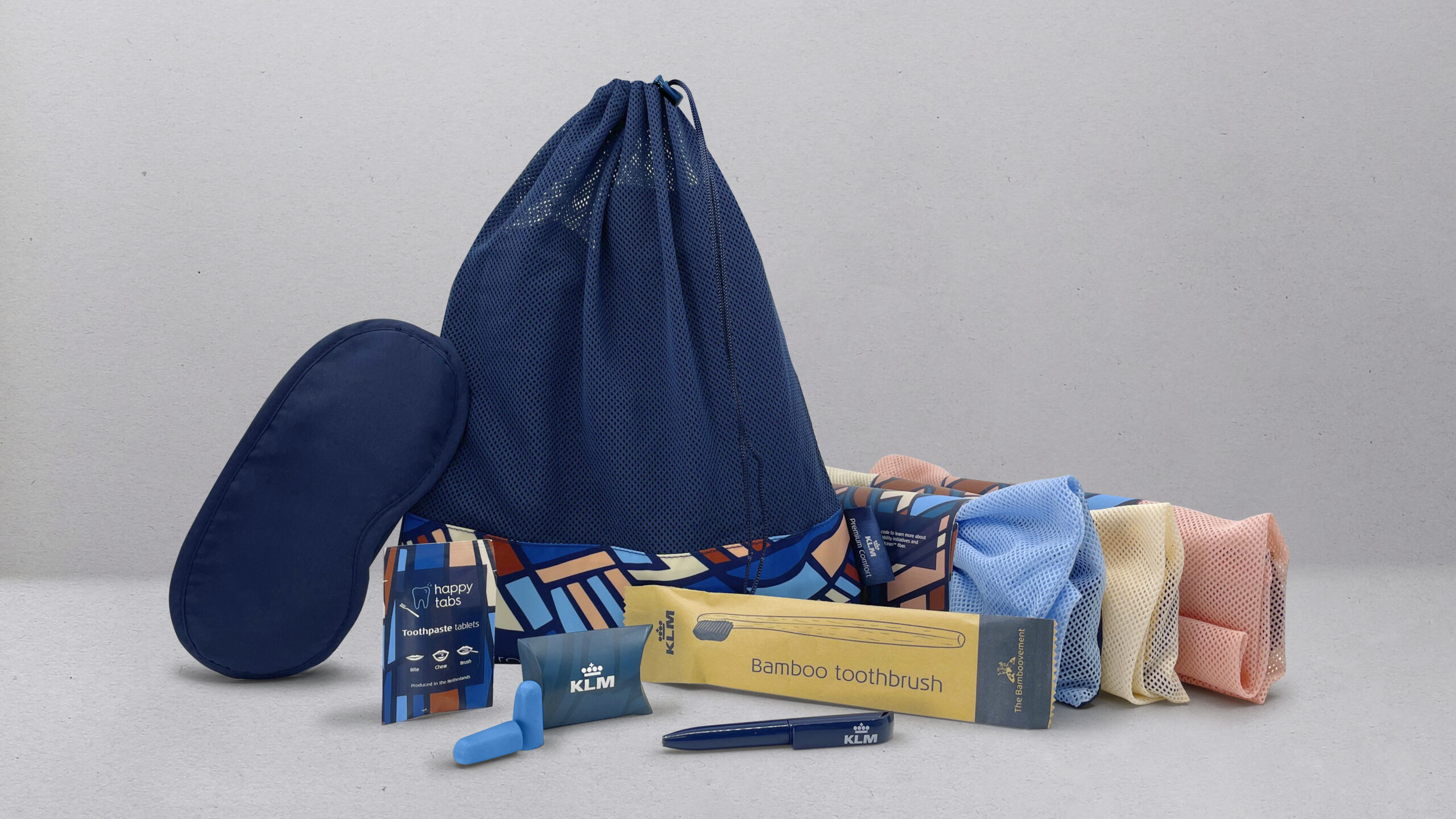 KLM - PEY amenity kit